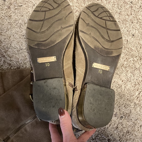 Leather boots. - Picture 5 of 7